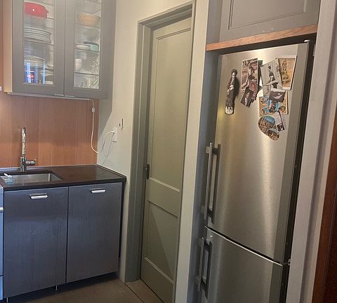 3rd image of 39 W 84th St APT 2B