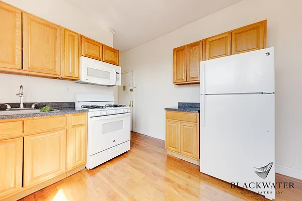 Rented by Blackwater Associates Inc. | media 3