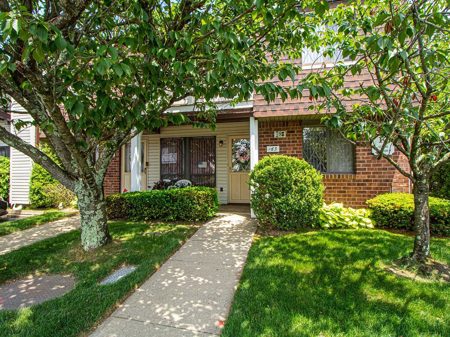 163 Cambridge Dr E, Copiague, NY 11726 Zillow