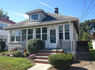 20 Moville St, West Roxbury, MA 02132