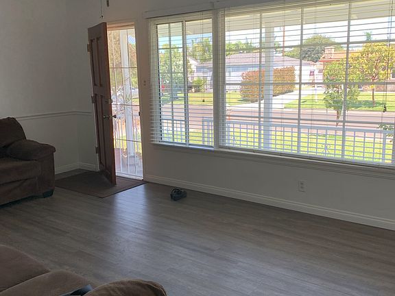 2nd image of 12725 Glynn Ave