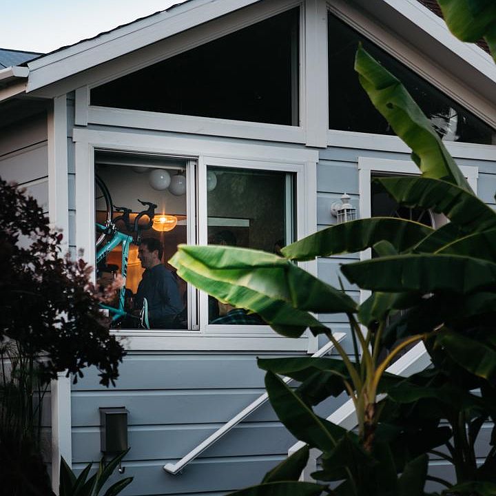 Front of house. Sadly I had to take out the banana trees which are in this photo.