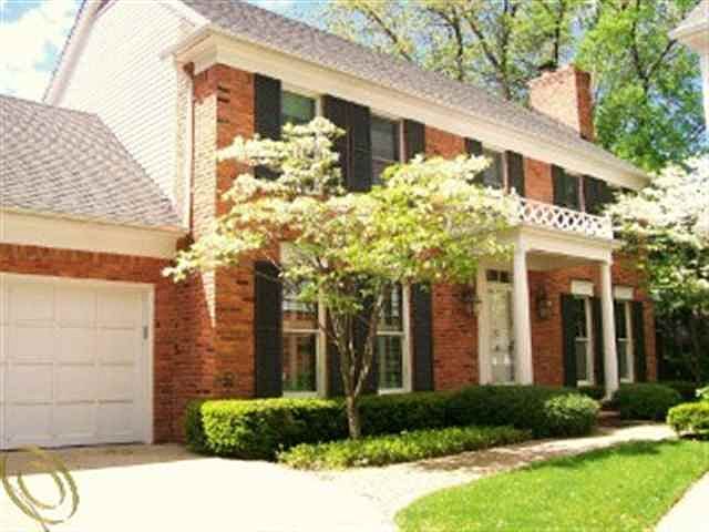 1st image of 931 Lochmoor Pl