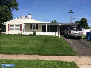 83 Magnolia Dr, Levittown, PA 19054