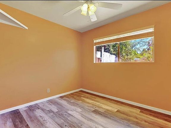 4th image of 10050 East Dr