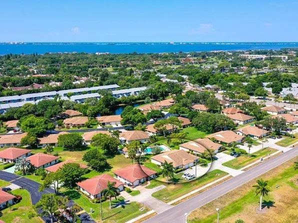 3206 60th Ave W, Bradenton, FL 34207