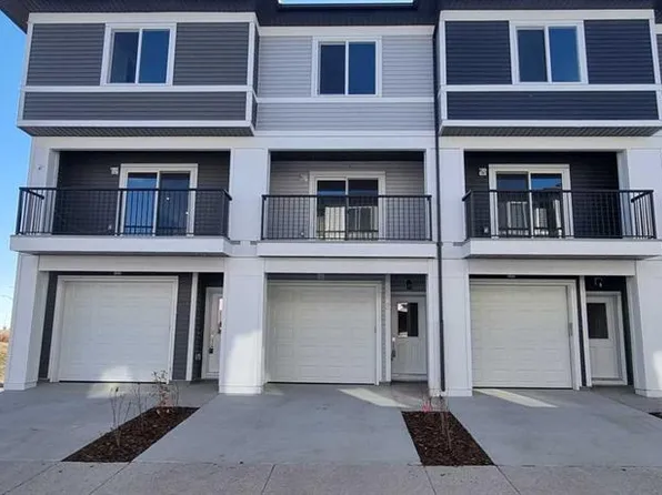 200 W Belmont St SW #12, Calgary, AB T2X 5C4