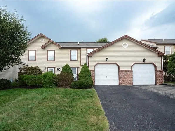 1470 Yorktowne Dr, Lawrence, PA 15055