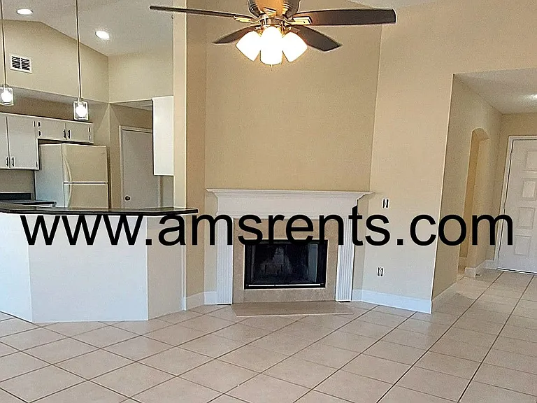 1080 Hali Ridge Ct — Photo 16