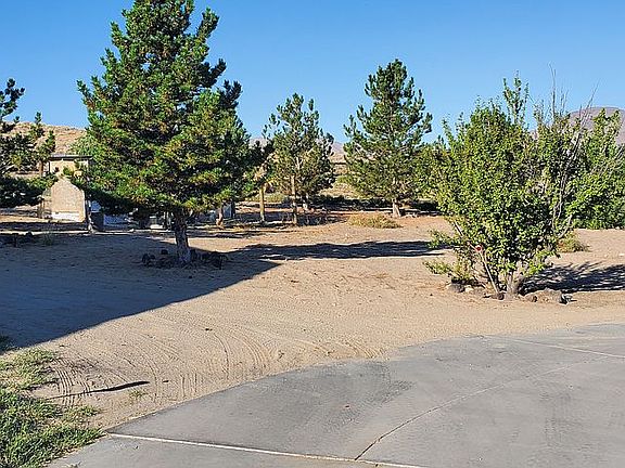 3rd image of 25 Panavista Cir