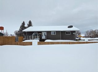 401 6th Ave W, Nipawin, SK S0E1E0