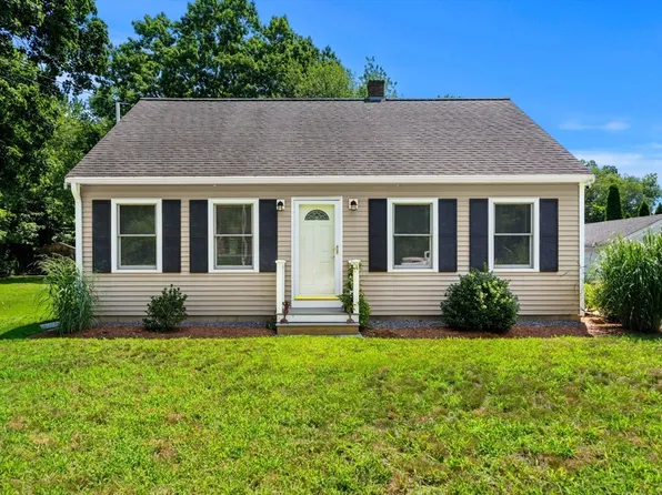 13 Sandy Pond Rd, Ayer, MA 01432