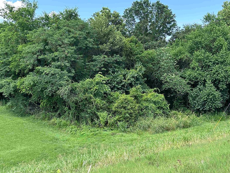 2nd image of 1 Highway 72