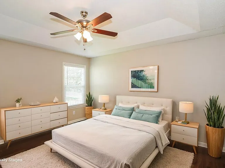 408 Dellwood Dr — Photo 10