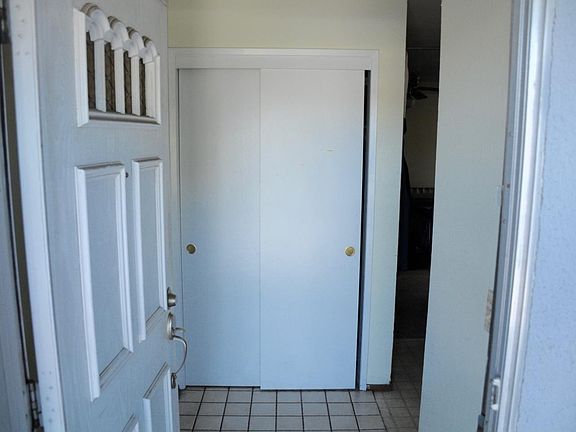 5th image of 1742 Eisenhower Dr