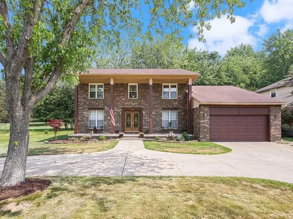 5961 Glen Eagles Dr, West Bloomfield, MI 48323