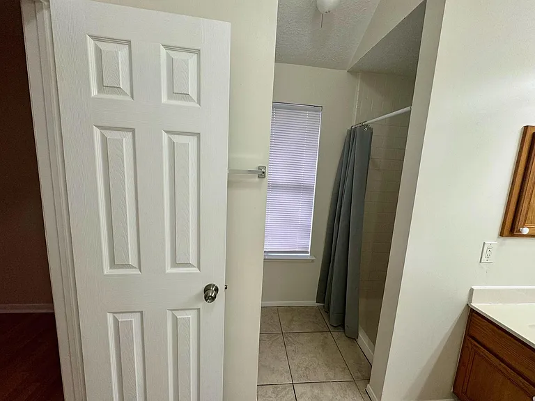 9035 Rippling Fields Dr — Photo 25