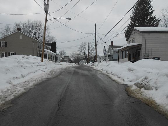 4th image of 37 N High St