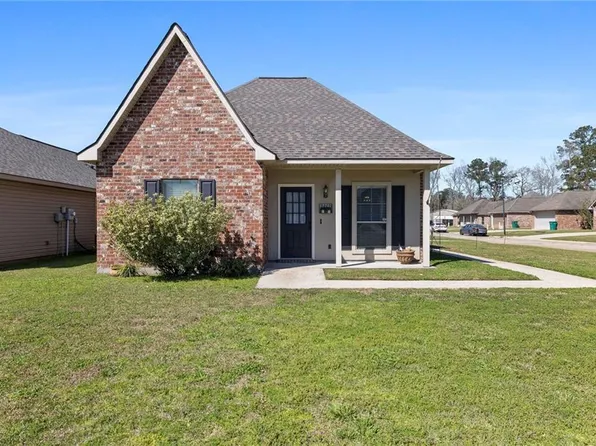 12741 Darby Dr, Walker, LA 70785