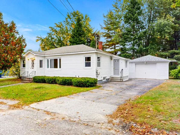 8 Highland Avenue, Lewiston, ME 04240