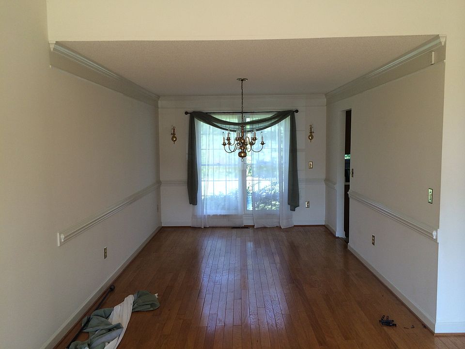 2nd image of 4009 E Bishop Ct