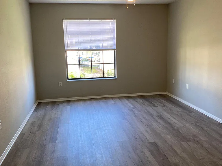 6035 Village Cir #6035 — Photo 7