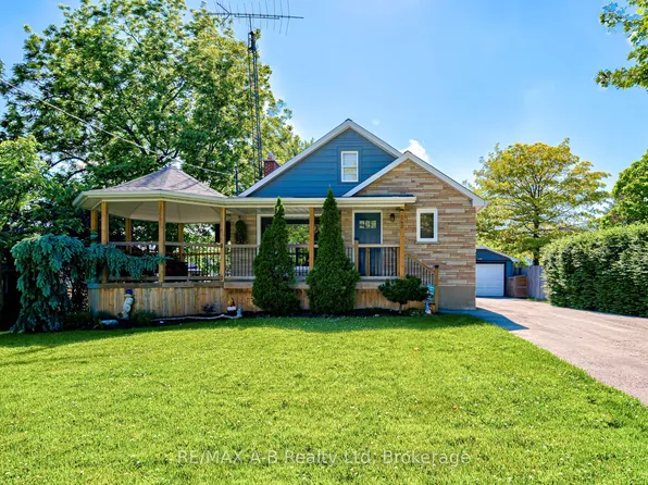 243 King St, Lucan Biddulph, ON N0M 1V0