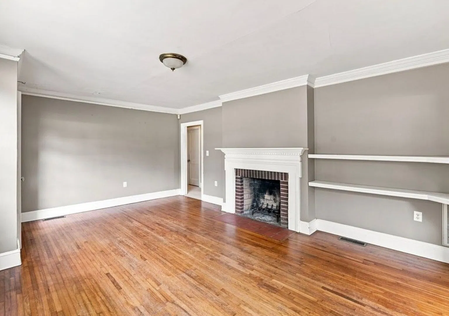 3 Bedroom Clemson Home Available Today — Photo 4