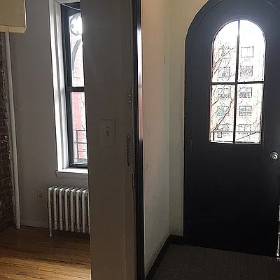 Rented by Brooklyn Bridge | media 11