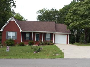 209 School Ln, Killen, AL 35645