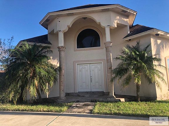 2nd image of 1704 Violet Dr