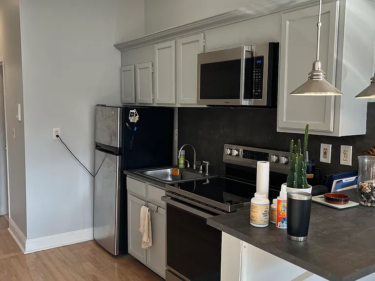 323 Monroe St #3S — Photo 5