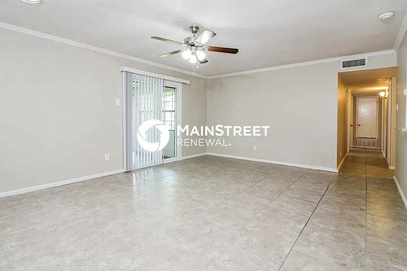 7108 Oldham Pl — Photo 2