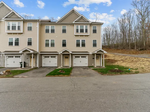 42 Village Crossing #42, East Lyme, CT 06357