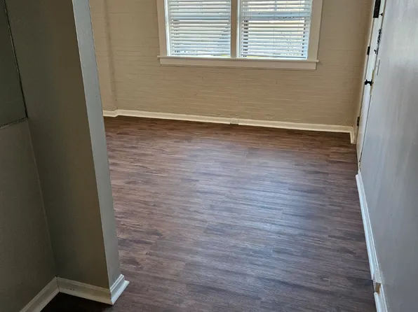 49 1/2 Bishop St #4A, Wheeling, WV 26003