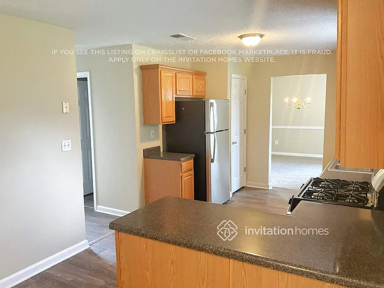 103 Silvergrass Dr — Photo 3