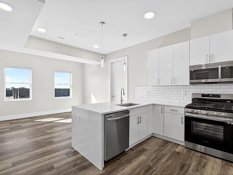 3443 John F Kennedy Blvd #103 — Photo 1