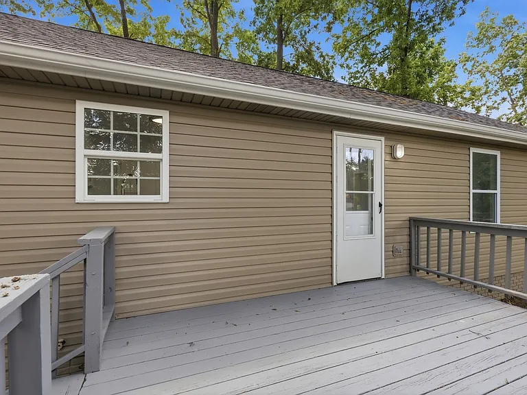 221 Bob White Dr — Photo 21