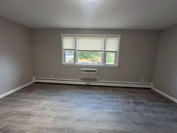 5th image of 11 Allen Ave #4