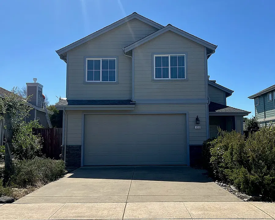 155 Greystone Ct