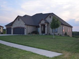 4419 SW Legacy Ln, Topeka, KS 66610