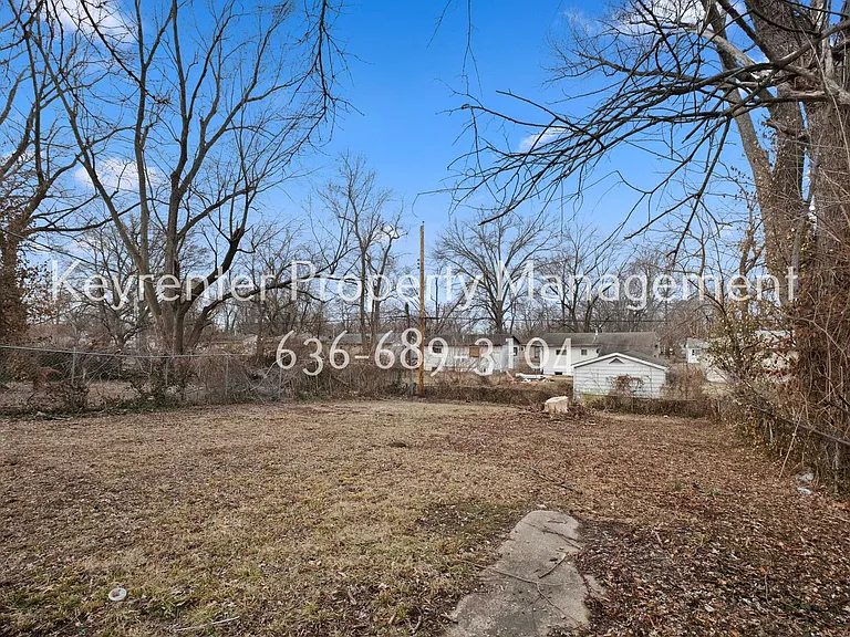 10521 Duke Dr — Photo 32