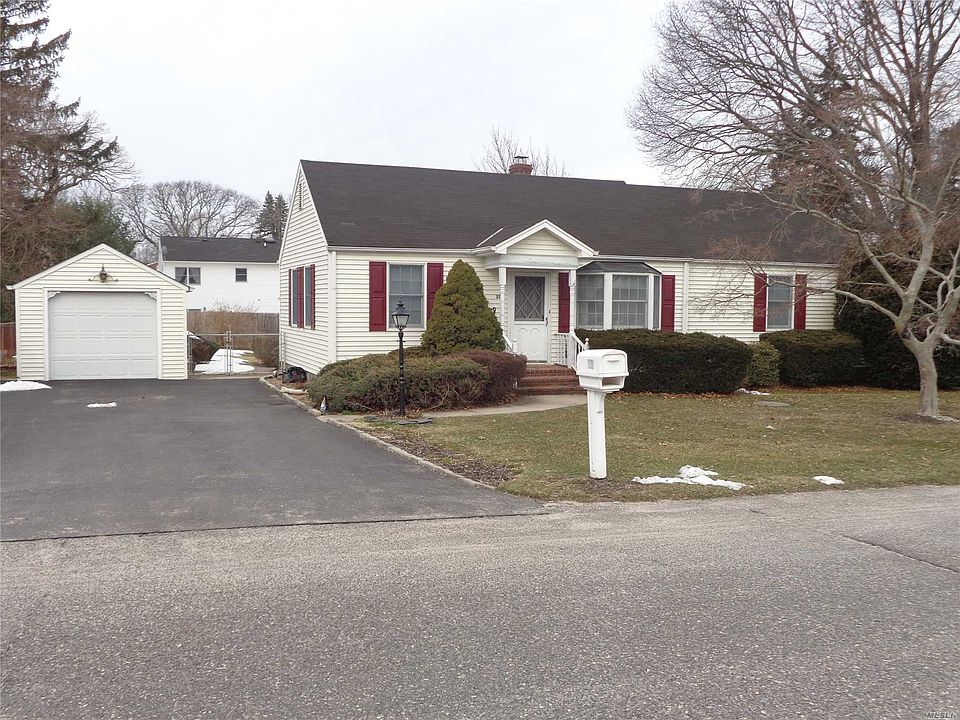 1st image of 20 McGaw Ave