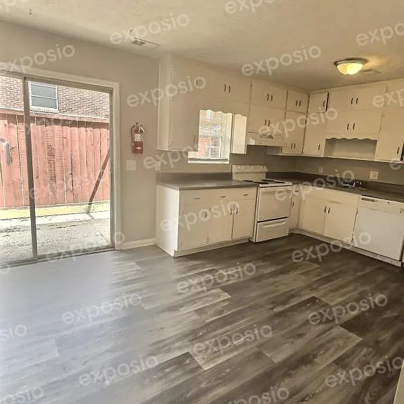 3198 Washington Rd — Photo 8