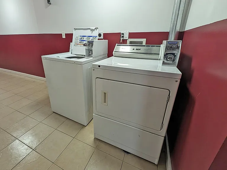 187 Clifton Pl #2F — Photo 9