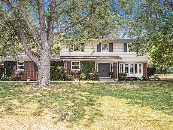 2nd image of 251 Martha Dr