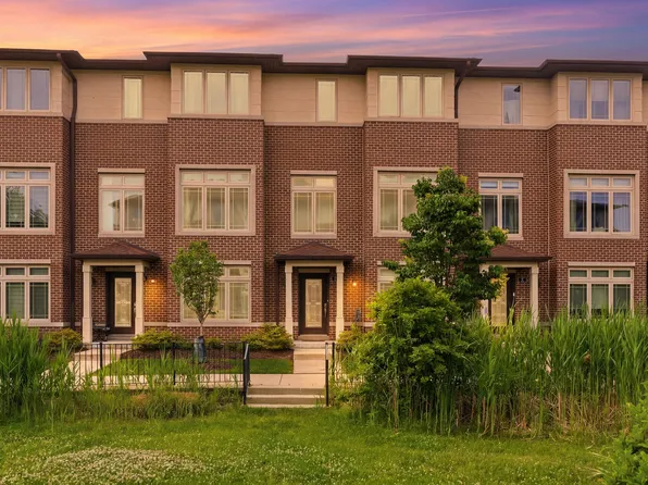 11 Forest Ave #17, River Forest, IL 60305