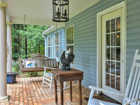 3260 Lakecrest Dr, Sparta, GA 31087