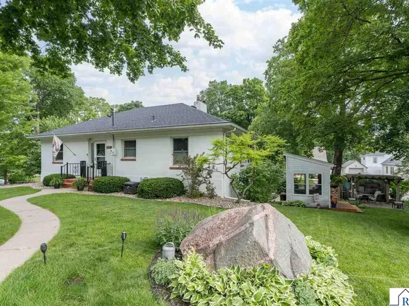 25 Eginton Rd, Mankato, MN 56001
