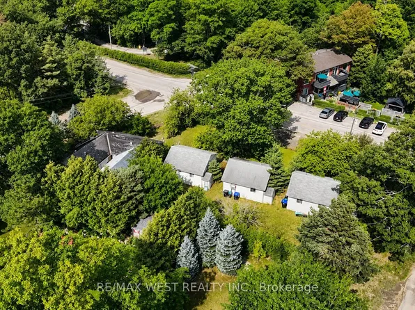 195 Dunkerron Ave, Wasaga Beach, ON L9Z 2G8